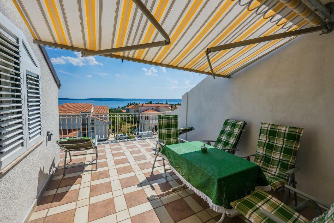 Apartman Lucija Kaštela Exteriör bild