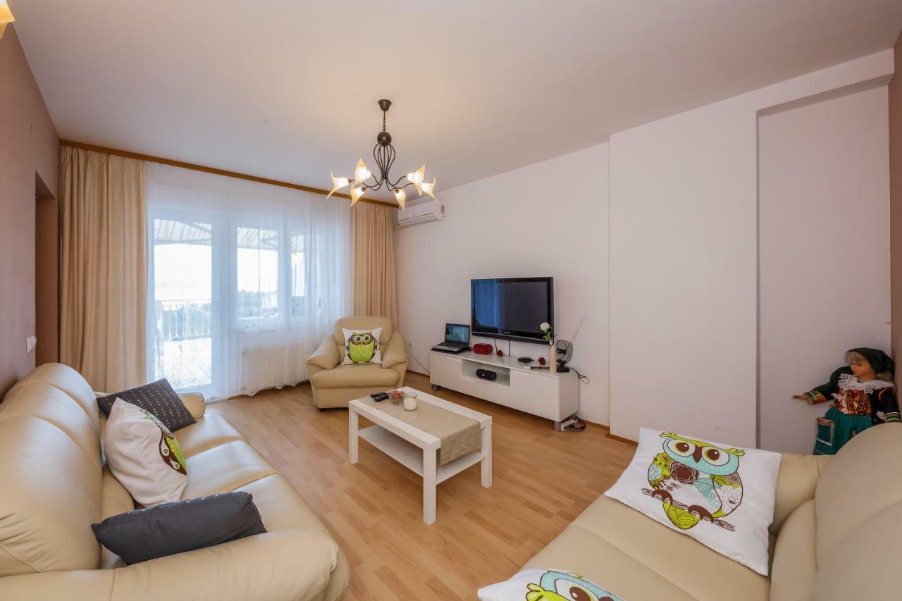Apartman Lucija Kaštela Exteriör bild